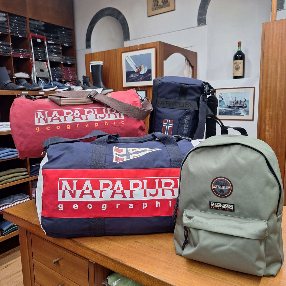 Napapijri_Firenze_la_Maona_-_